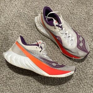 Saucony Endorphin Pro 4